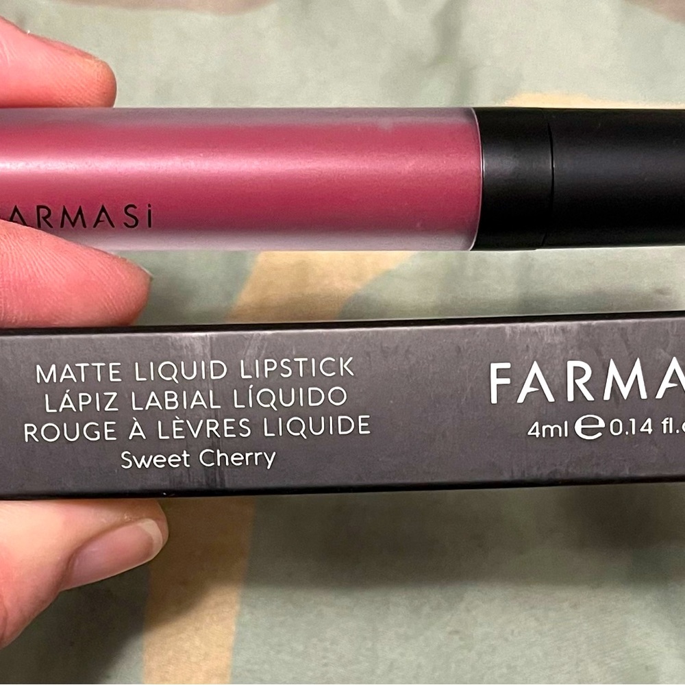 Farmasi lipgloss